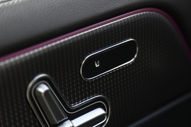 2020款奔驰GLA200