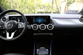 2020款奔驰GLA200