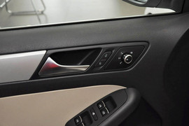 2014款大众速腾1.6L自动舒适型