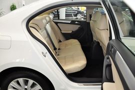 2014款大众速腾1.6L自动舒适型