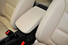 2014款大众速腾1.6L自动舒适型