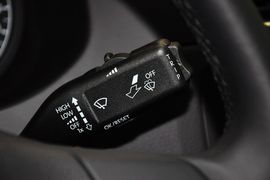 2014款大众速腾1.6L自动舒适型