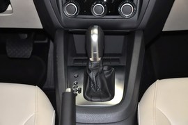 2014款大众速腾1.6L自动舒适型