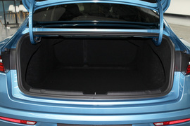 2020款吉利PREFACE