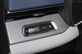 2020款吉利PREFACE