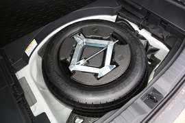 2020款丰田RAV4荣放双擎