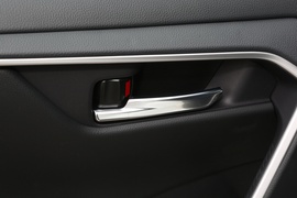 2020款丰田RAV4荣放双擎