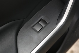 2020款丰田RAV4荣放双擎