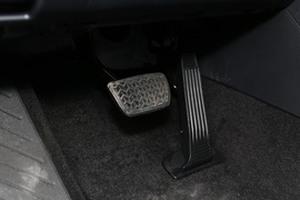 2020款丰田RAV4荣放双擎