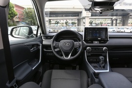 2020款丰田RAV4荣放双擎