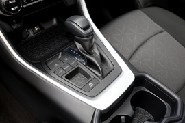 2020款丰田RAV4荣放双擎