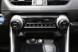 2020款丰田RAV4荣放双擎