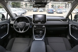 2020款丰田RAV4荣放双擎