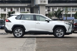 2020款丰田RAV4荣放双擎