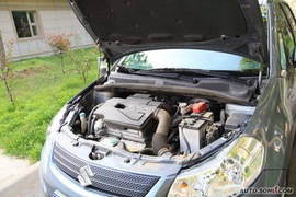 2009款长安铃木天语SX4手动档试驾