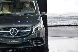 奔驰V260L