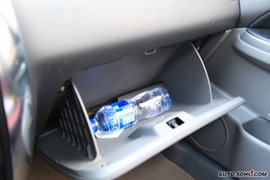 2009款长安铃木天语SX4手动档试驾