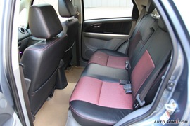 2009款长安铃木天语SX4手动档试驾