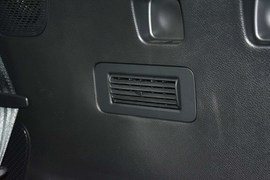 2013款现代格锐3.0L手自一体旗舰版6座