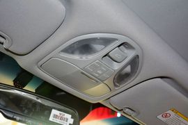 2013款现代格锐3.0L手自一体旗舰版6座