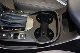 2013款现代格锐3.0L手自一体旗舰版6座