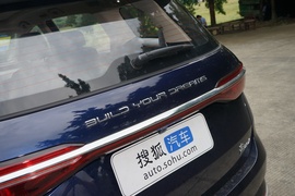 2021款比亚迪宋MAX
