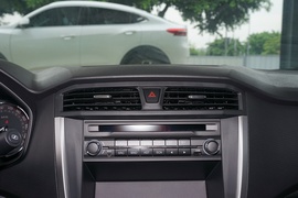 2020款上汽MAXUS