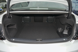 2021款沃尔沃S90混合动力