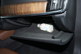 2021款沃尔沃S90混合动力