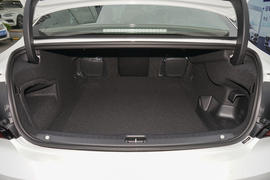 2021款沃尔沃S90混合动力