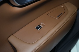 2021款沃尔沃S90混合动力