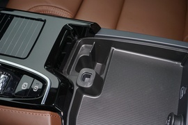 2021款沃尔沃S90混合动力