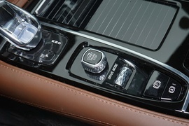 2021款沃尔沃S90混合动力