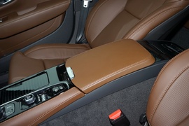 2021款沃尔沃S90混合动力