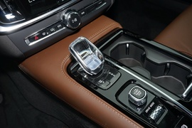 2021款沃尔沃S90混合动力