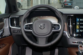 2021款沃尔沃S90混合动力