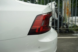 2021款沃尔沃S90混合动力