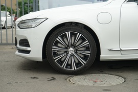 2021款沃尔沃S90混合动力