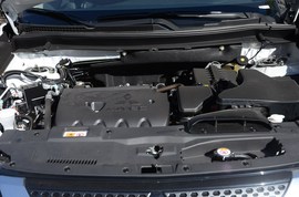 2020款三菱欧蓝德