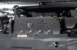 2020款三菱欧蓝德