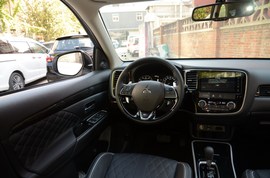 2020款三菱欧蓝德