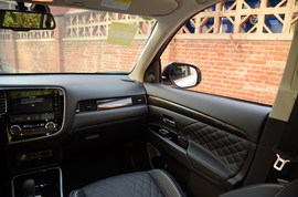 2020款三菱欧蓝德