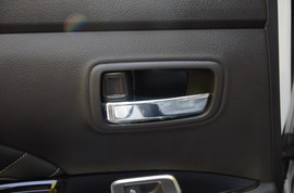 2020款三菱欧蓝德