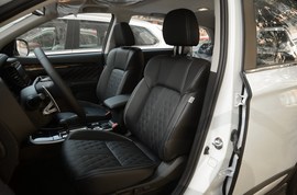 2020款三菱欧蓝德