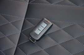 2020款三菱欧蓝德