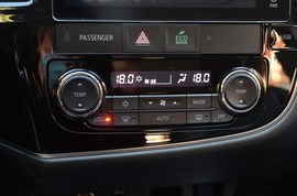 2020款三菱欧蓝德