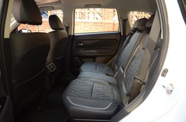 2020款三菱欧蓝德