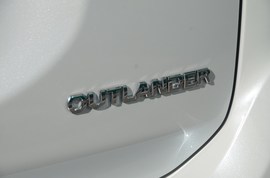 2020款三菱欧蓝德