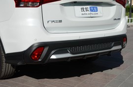 2020款三菱欧蓝德