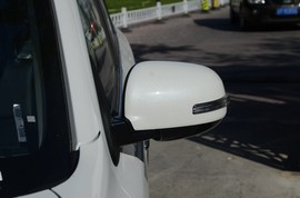 2020款三菱欧蓝德